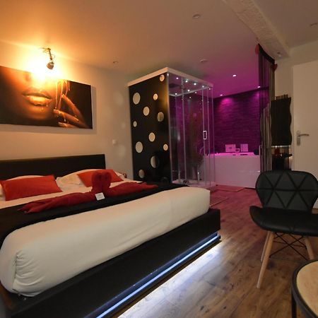 Spa Privatif Love Room, Le Hammam Et Bulles, Chez Nuits Chartraines 沙特尔 外观 照片