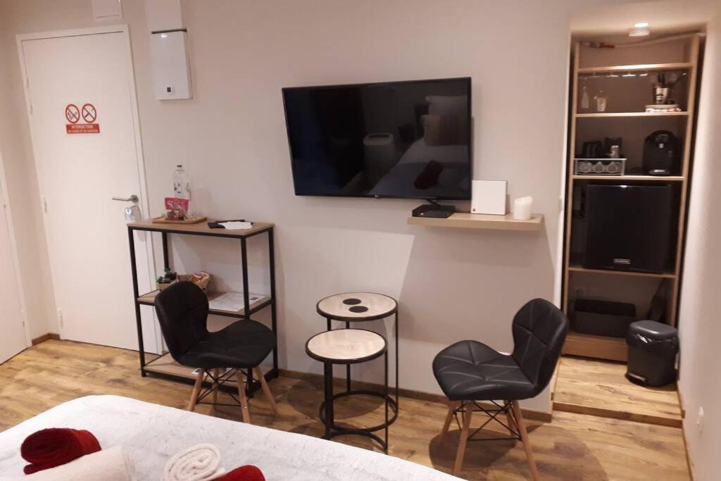 Spa Privatif Love Room, Le Hammam Et Bulles, Chez Nuits Chartraines 沙特尔 外观 照片